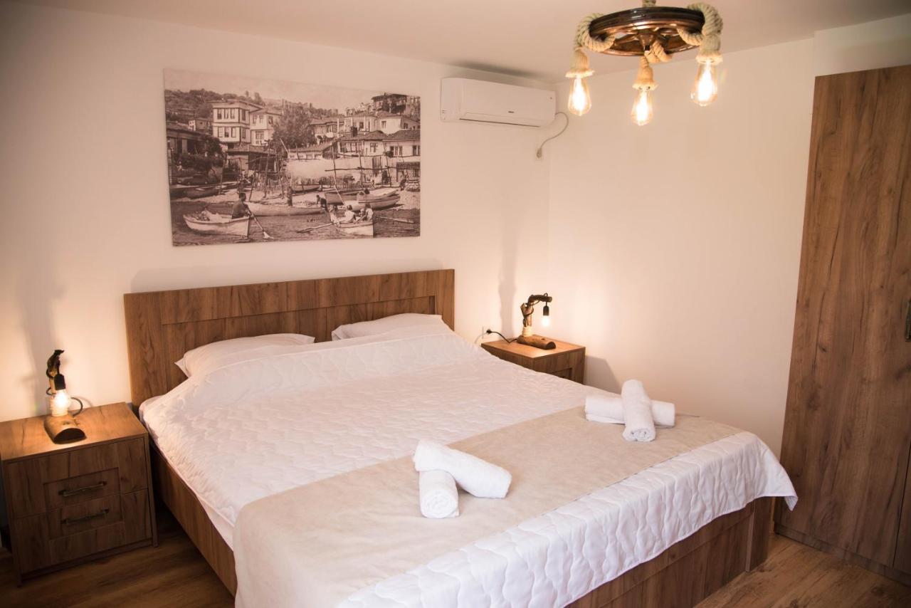 Guest House La Baja Охрид Экстерьер фото